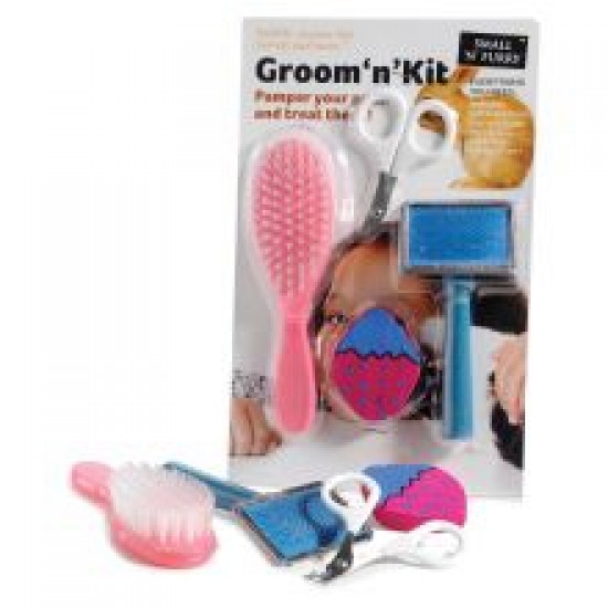 Small 'N' Furry Groom 'N' Kit